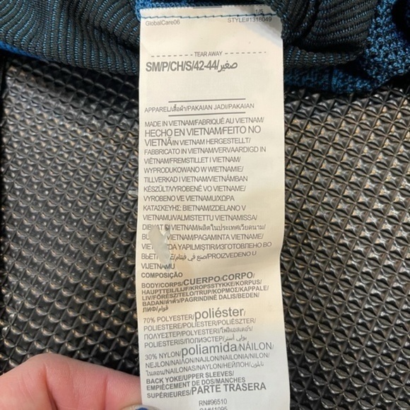 NWT Under Armour Vanish Seamless Layer running top - Picture 15 of 15